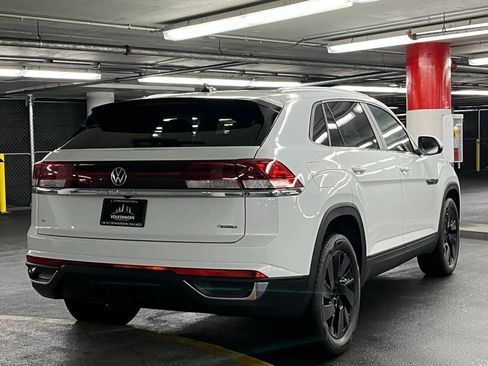 New 2026 Volkswagen Atlas Cross Sport SE AWD/4WD image 6