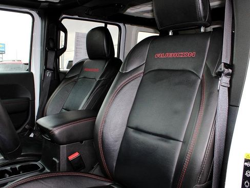 Used 2022 Jeep Wrangler Unlimited Rubicon w/ LED Lighting Group image 35