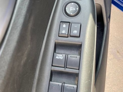 Used 2017 Honda Fit EX image 16