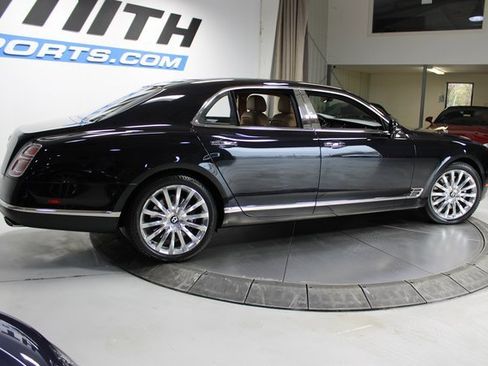 Used 2017 Bentley Mulsanne image 5