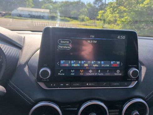Used 2025 Nissan Sentra SV FWD image 22