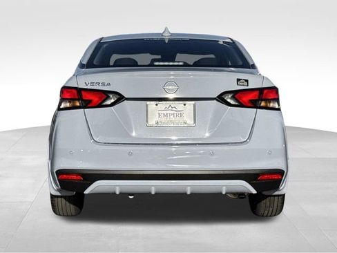 Used 2025 Nissan Versa SV w/ Trunk Package image 8