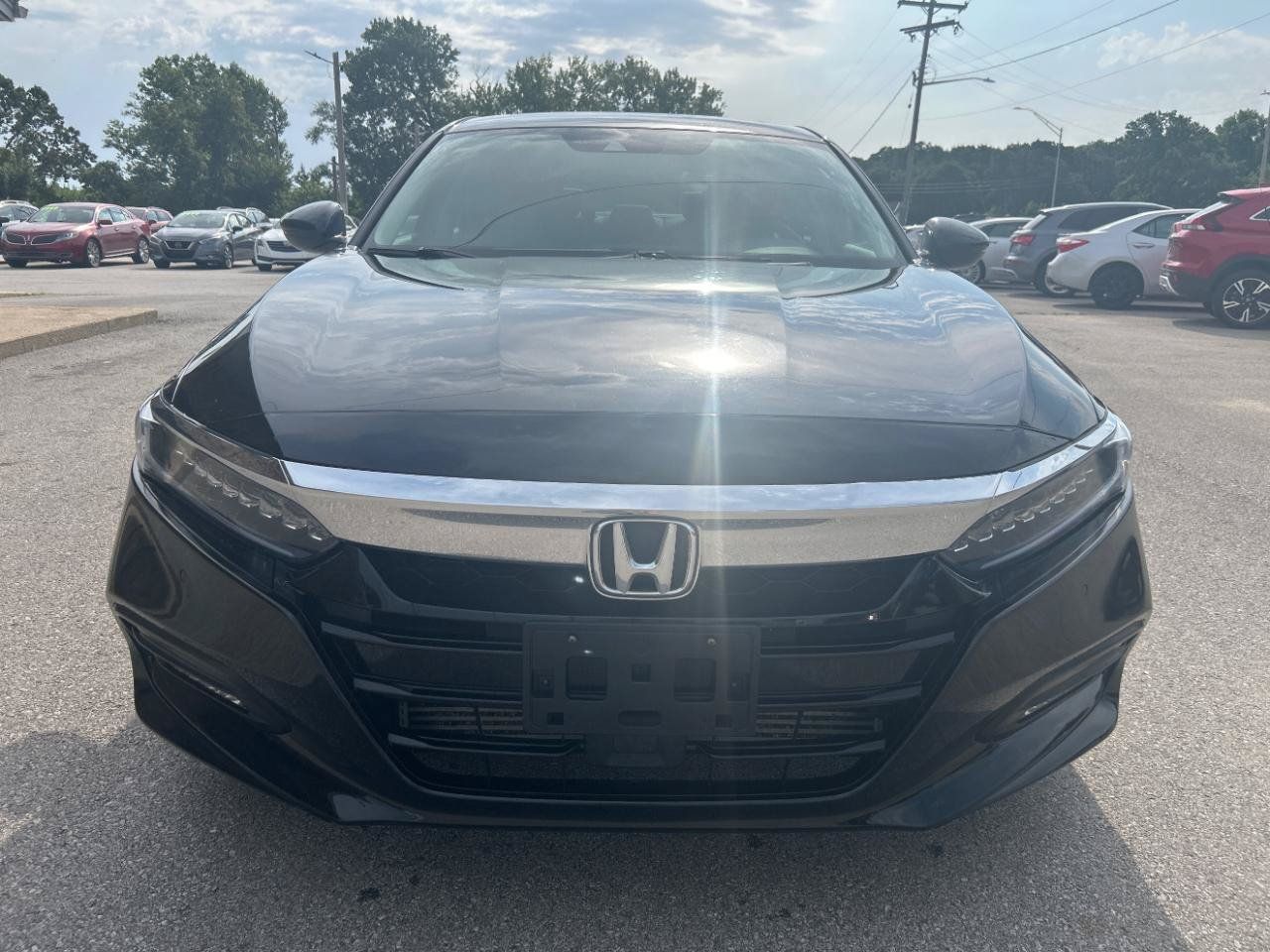 Used 2020 Honda Accord Touring image 2