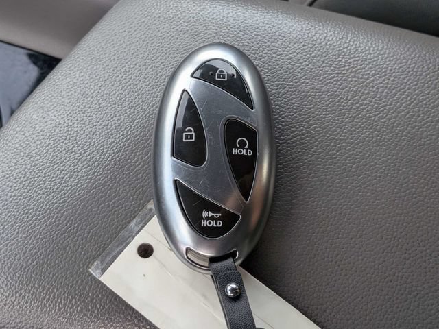 Used 2025 Hyundai Elantra SEL FWD image 22