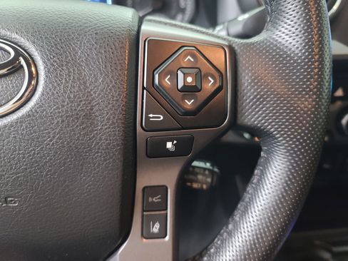 Used 2023 Toyota Tacoma TRD Sport image 27