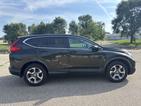 Used 2018 Honda CR-V EX-L image 2