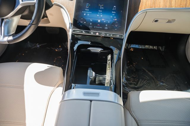 Used 2024 Mercedes-Benz C 300 4MATIC Sedan image 29