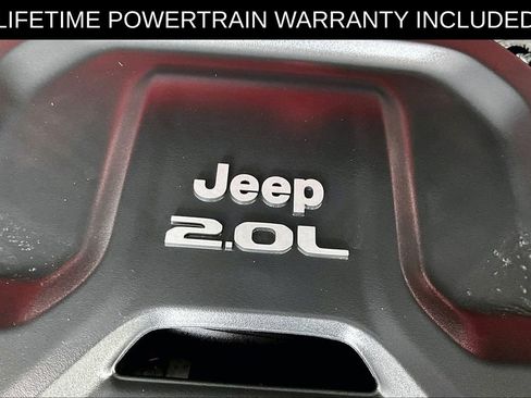 Used 2022 Jeep Wrangler Unlimited Rubicon 4xe w/ Cold Weather Group AWD/4WD image 45