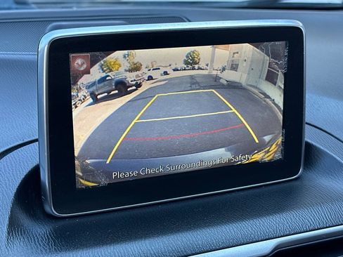 Used 2016 MAZDA MAZDA3 i Sport w/ Preferred Equipment Package image 20