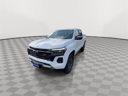 New 2025 Chevrolet Colorado Z71 w/ Technology Package image 4