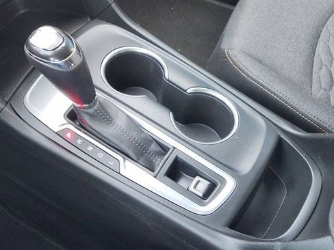 Used 2018 Chevrolet Equinox LT image 22