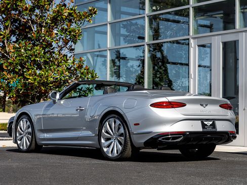 New 2026 Bentley Continental GTC image 11
