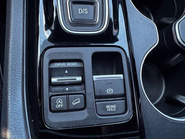 Used 2025 Honda Pilot Black Edition image 26