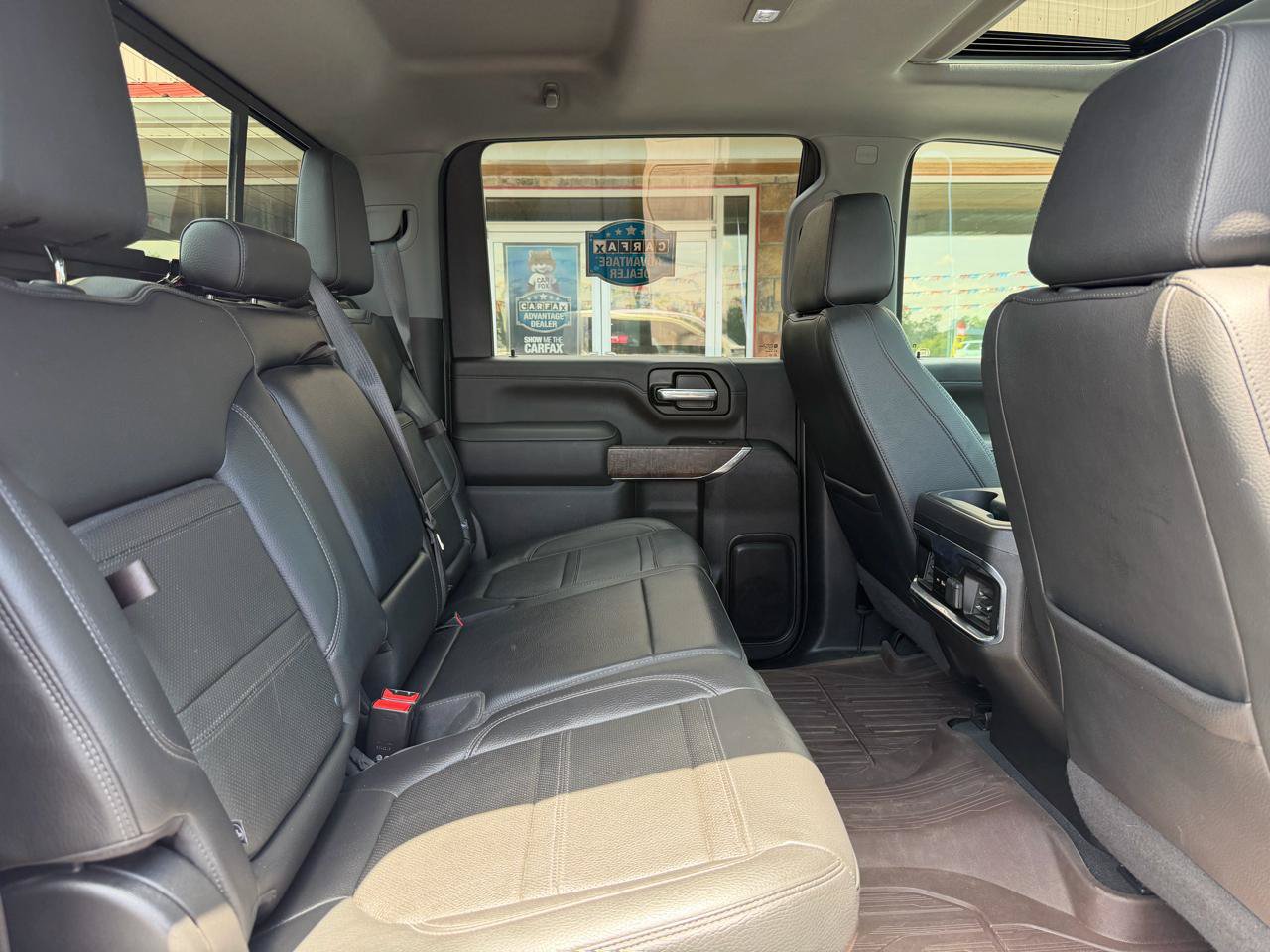 Used 2022 GMC Sierra 3500 Denali w/ Denali Ultimate Package AWD/4WD image 23