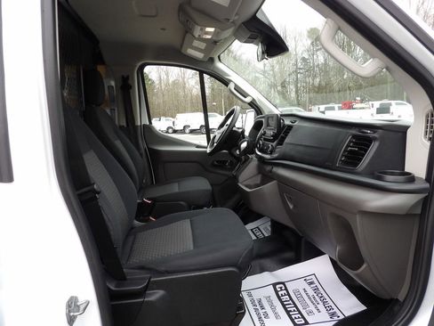 Used 2024 Ford Transit 250 w/ Exterior Upgrade Package image 32