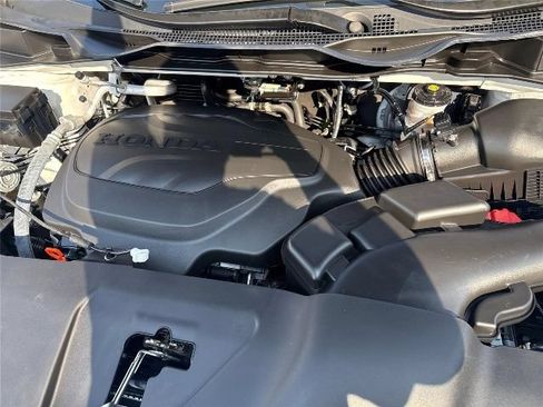 Certified 2024 Honda Odyssey Elite image 25