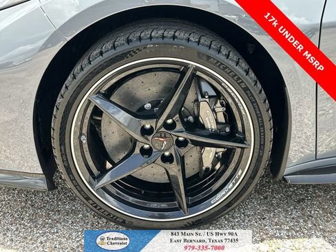 New 2025 Chevrolet Corvette E-Ray image 30