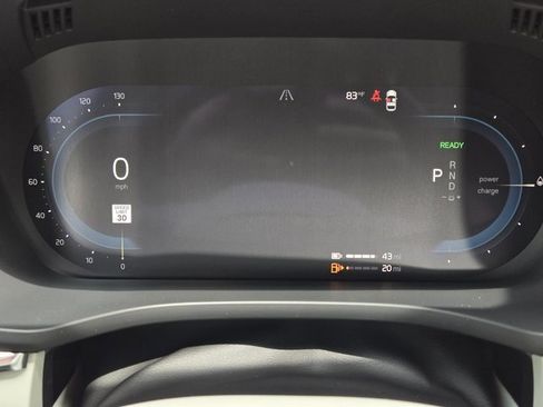 Used 2025 Volvo XC60 T8 Plus w/ Protection Package Premier image 18