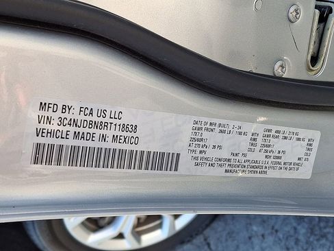 Used 2024 Jeep Compass Latitude image 26