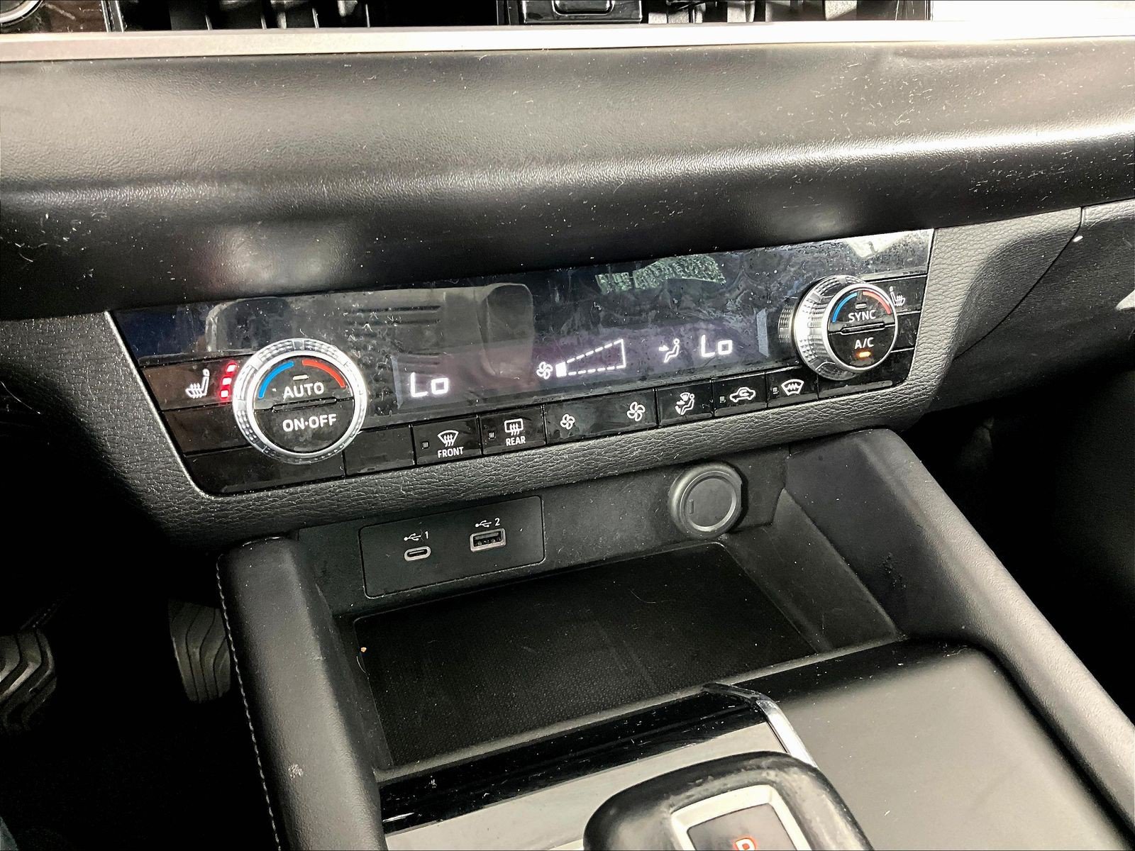 Used 2023 Mitsubishi Outlander SE AWD/4WD image 15