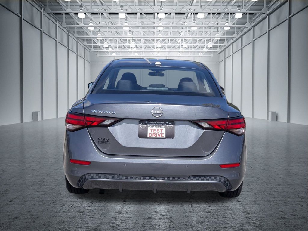 Used 2025 Nissan Sentra SV FWD image 9