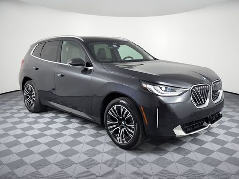 Used 2025 BMW X3 xDrive30i w/ Premium Package AWD/4WD image 7