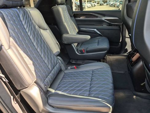 Used 2026 Cadillac Escalade IQL Sport 1 AWD/4WD image 20