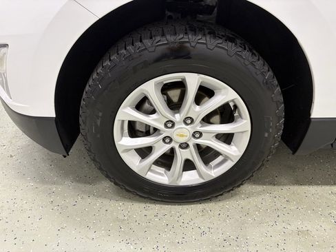 Used 2018 Chevrolet Equinox LT image 8