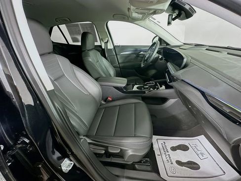 Used 2025 Buick Envision Preferred image 33