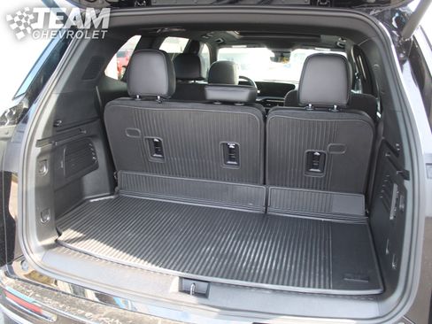 Certified 2025 Buick Enclave Avenir w/ Super Cruise Package image 32