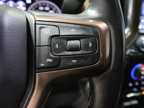 Used 2019 Chevrolet Silverado 1500 High Country image 39
