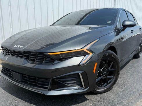 Used 2025 Kia K5 LXS image 1