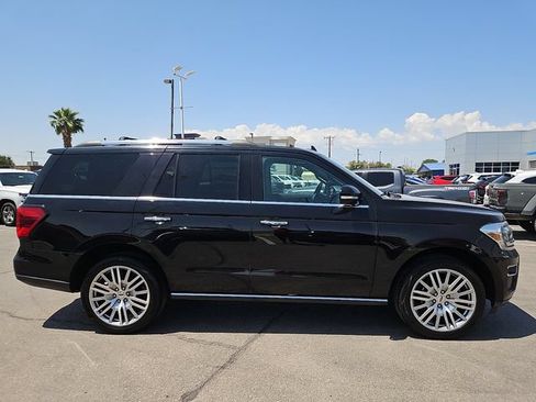 Used 2024 Ford Expedition Limited AWD/4WD image 5