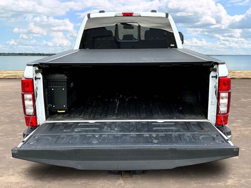 Used 2022 Ford F350 Lariat w/ Lariat Value Package image 9