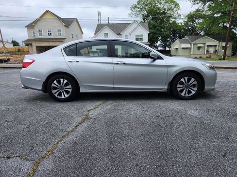 Used 2013 Honda Accord LX image 15