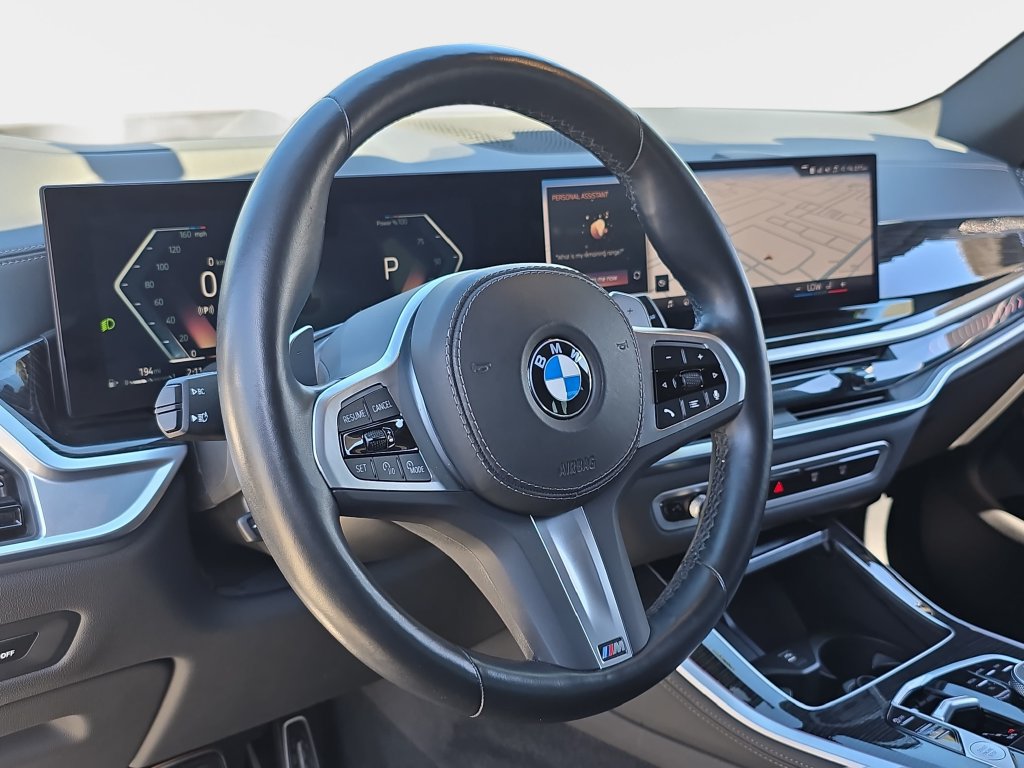 Used 2025 BMW X5 sDrive40i w/ M Sport Package RWD image 19