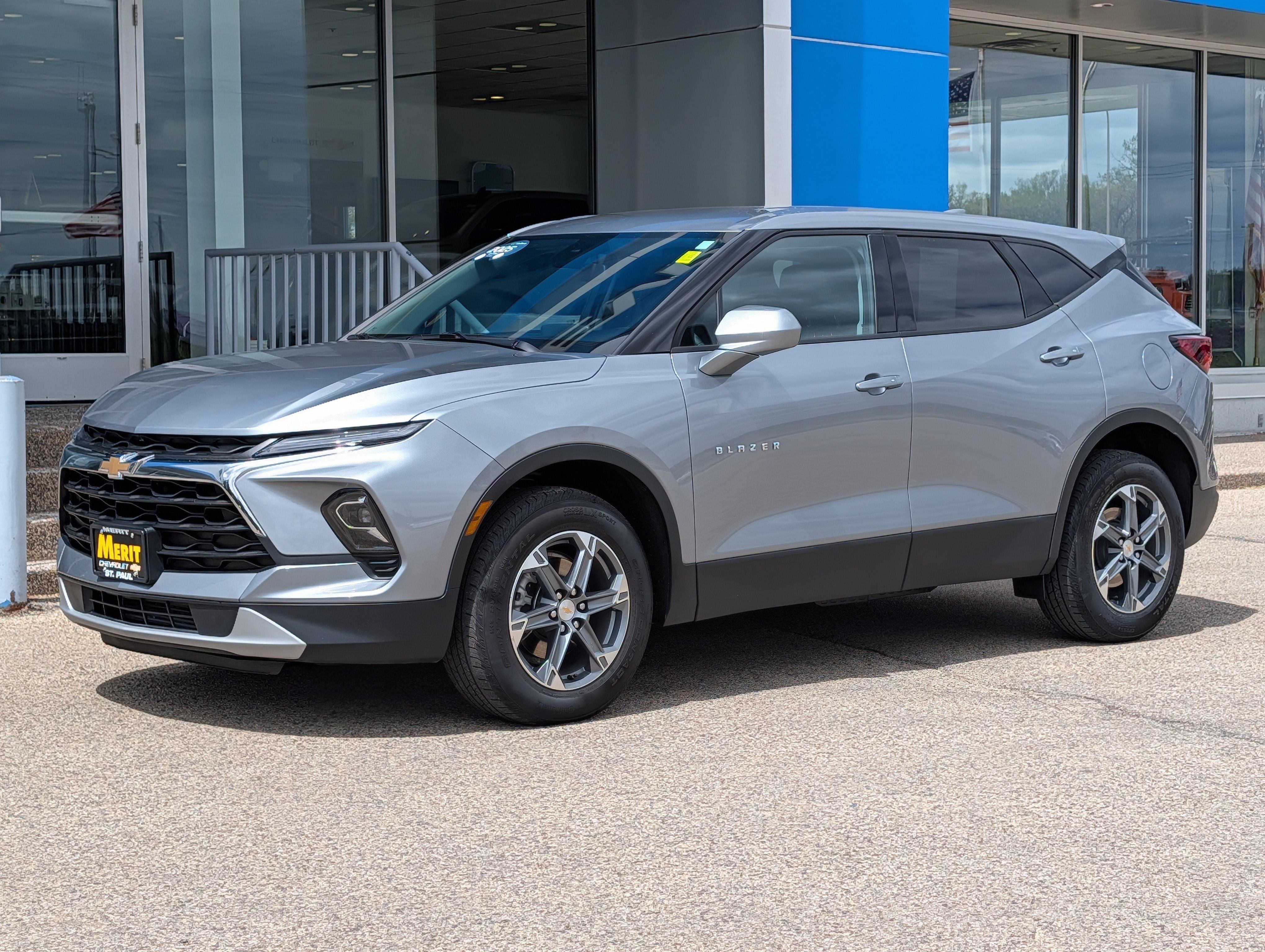 Certified 2025 Chevrolet Blazer LT AWD/4WD image 6