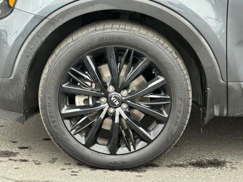 Used 2020 Kia Telluride SX w/ SX Prestige Package image 27