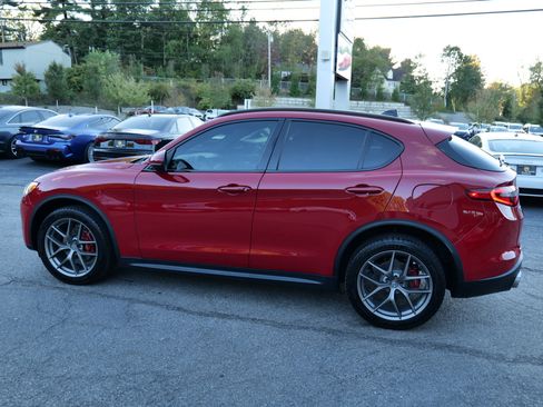Used 2018 Alfa Romeo Stelvio Ti Sport image 74