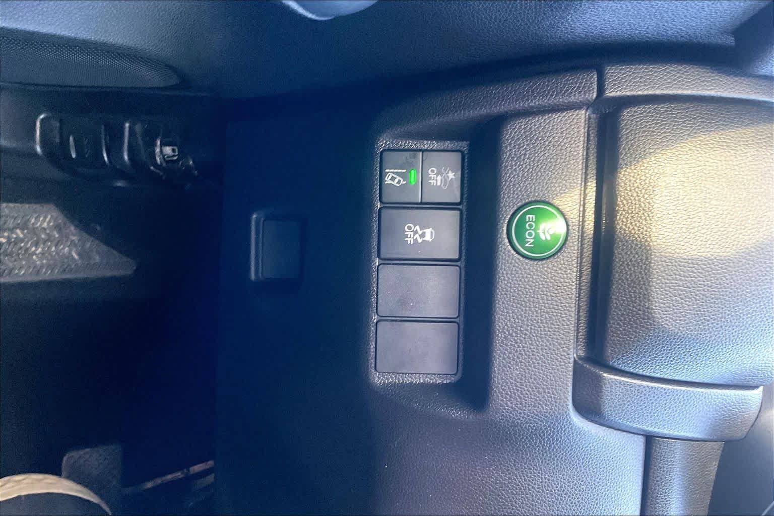 Used 2019 Honda Fit EX image 32