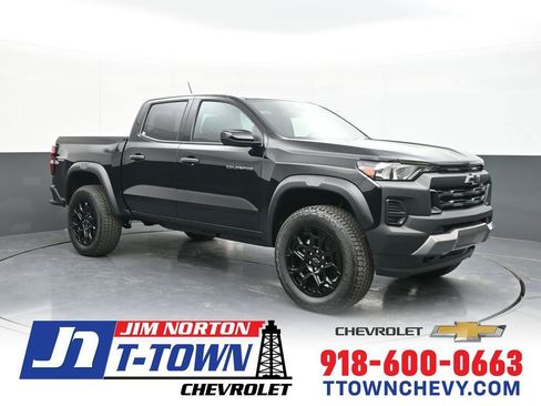 New 2026 Chevrolet Colorado Trail Boss AWD/4WD image 1