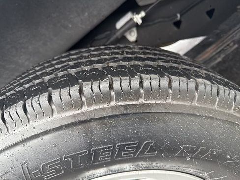 Used 2023 Chevrolet Express 2500 w/ Driver Convenience Package image 25