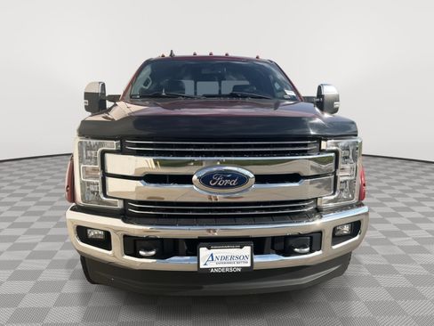 Certified 2019 Ford F250 Lariat w/ Chrome Package AWD/4WD image 2