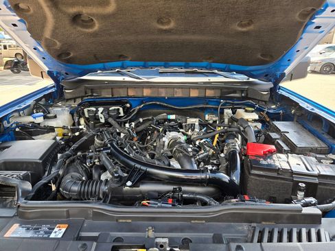 Used 2024 Ford Bronco Wildtrak AWD/4WD image 32