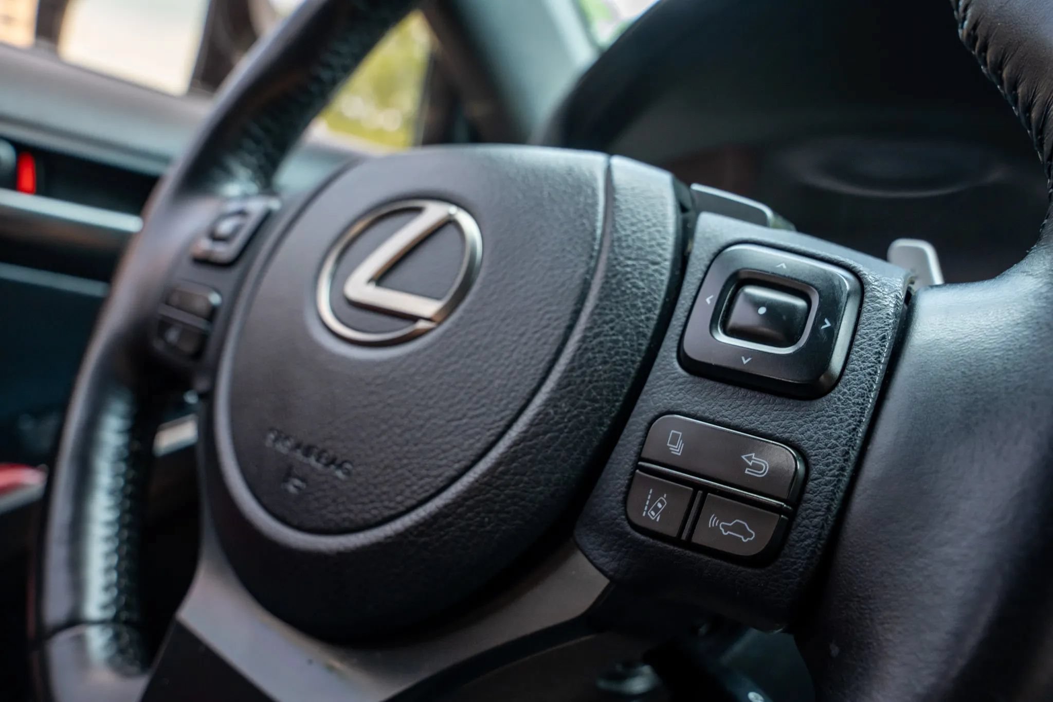 Used 2023 Lexus IS 300 w/ Comfort Package RWD image 25