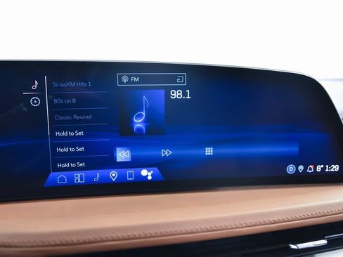 Used 2024 Cadillac XT4 Sport image 18