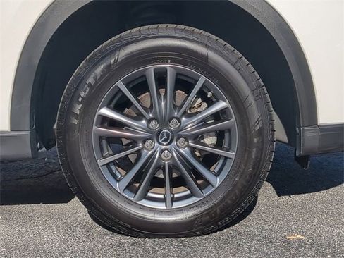 Used 2019 MAZDA CX-5 Touring image 11