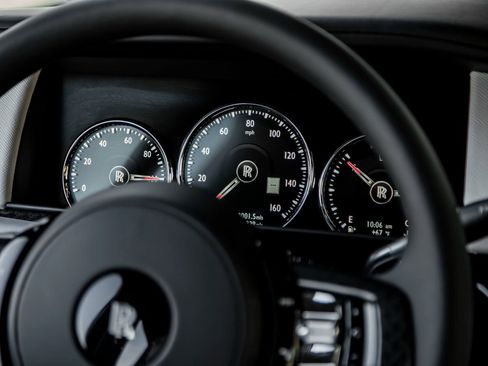 Used 2024 Rolls-Royce Cullinan Black Badge w/ Driver's Package image 20