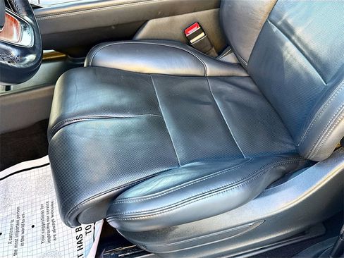 Used 2023 Lincoln Navigator Reserve image 21