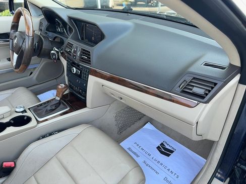 Used 2012 Mercedes-Benz E 350 Cabriolet image 22